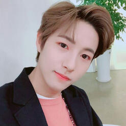 Renjun / Injunie